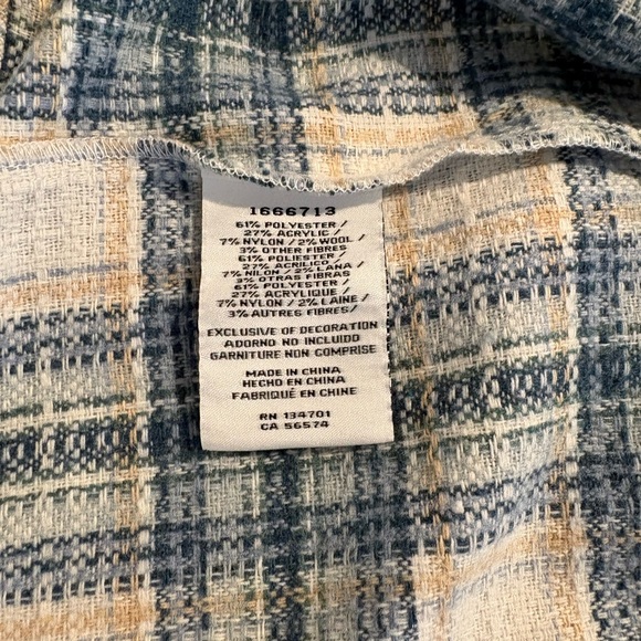 Boston Traders Blue and Cream Plaid jacket size small - Picture 4 of 4